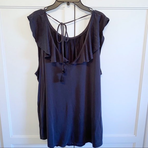 Loft | Ruffle Tie Back Flutter Blouse Black M - Picture 6 of 15